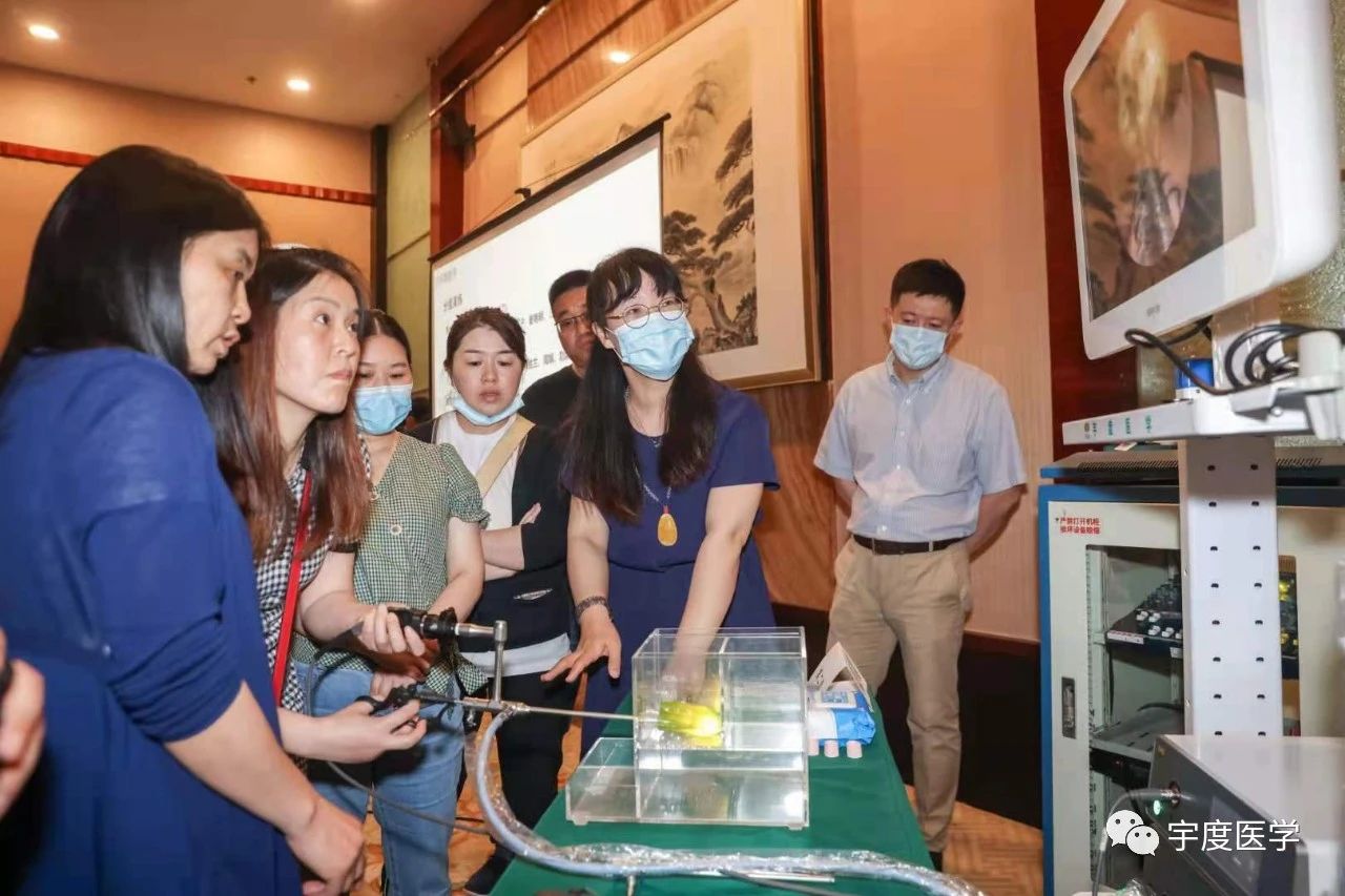 第五届重庆宫腔镜规范化诊治及微创生殖学术会议,宇度医学协办手把手培训班9 第五届重庆宫腔镜规范化诊治及微创生殖学术会议,宇度医学协办手把手培训班9